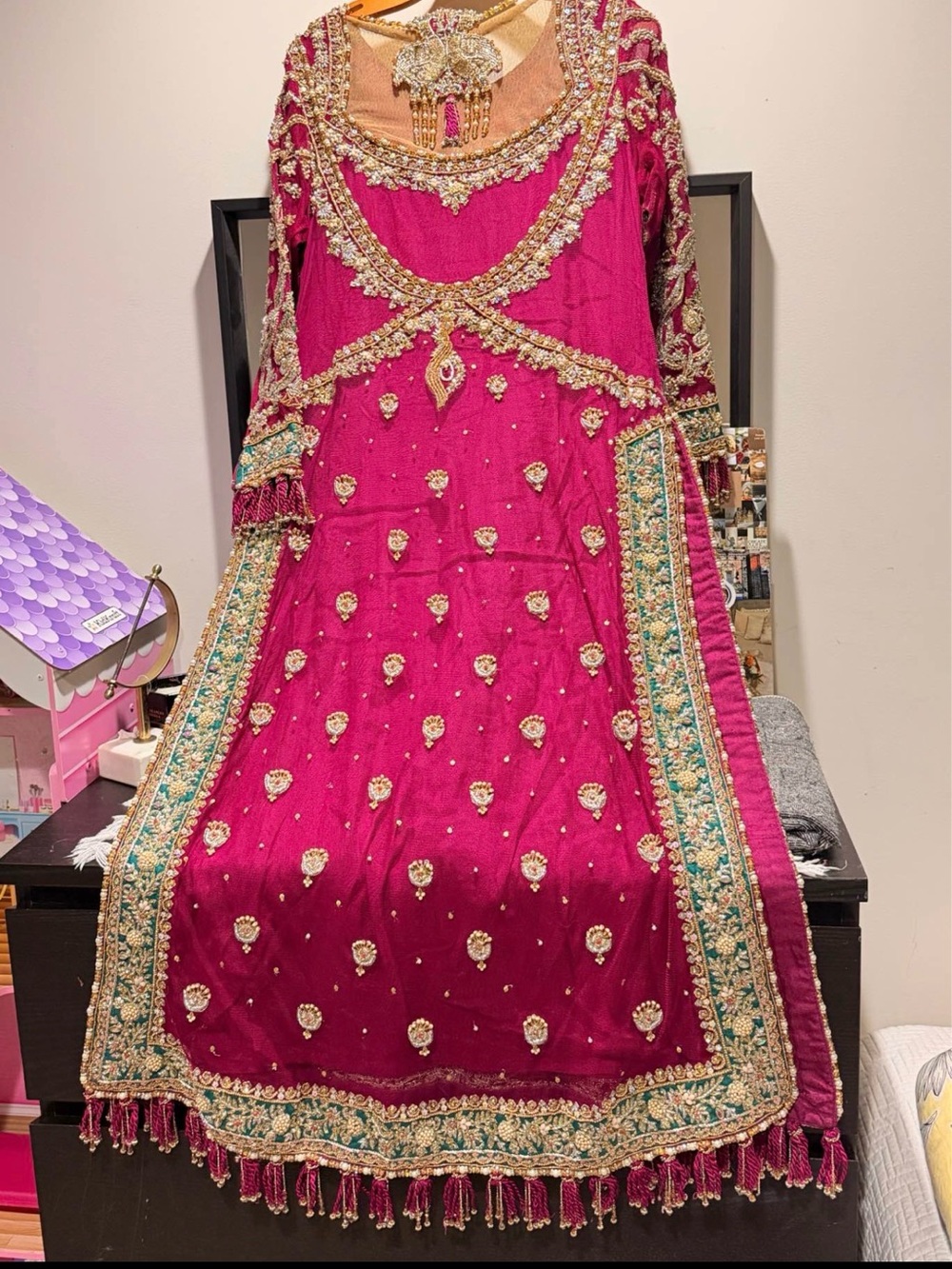 Sarah Rohale Asghar - Raisin Bloom - Picture 5 of 8